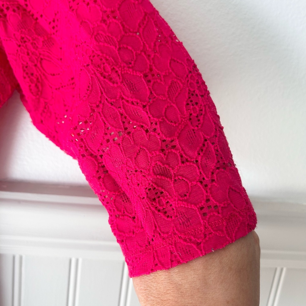 Y2K Express 3/4 Sleeve Lace Bright Magenta Pink Fitted Blouse Size Small - Picture 4 of 8